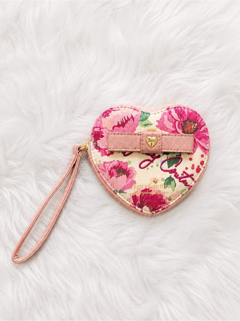 Juicy Couture “Whole Lotta Love” Heart Wristlet — Moody Garden Cream